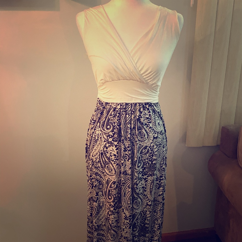 Women’s dress
